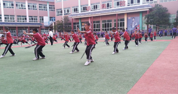 南陽早戀青少年管教學(xué)校費(fèi)用