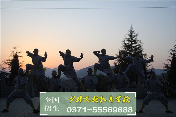 家長(zhǎng)怎么用行動(dòng)來感化處于青春期的孩子