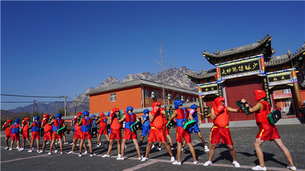 孩子叛逆的根本原因是什么