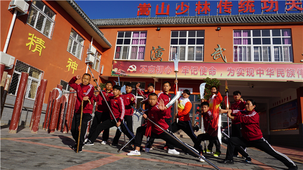 在逆境中有合適的教育方式也會有人才的出現